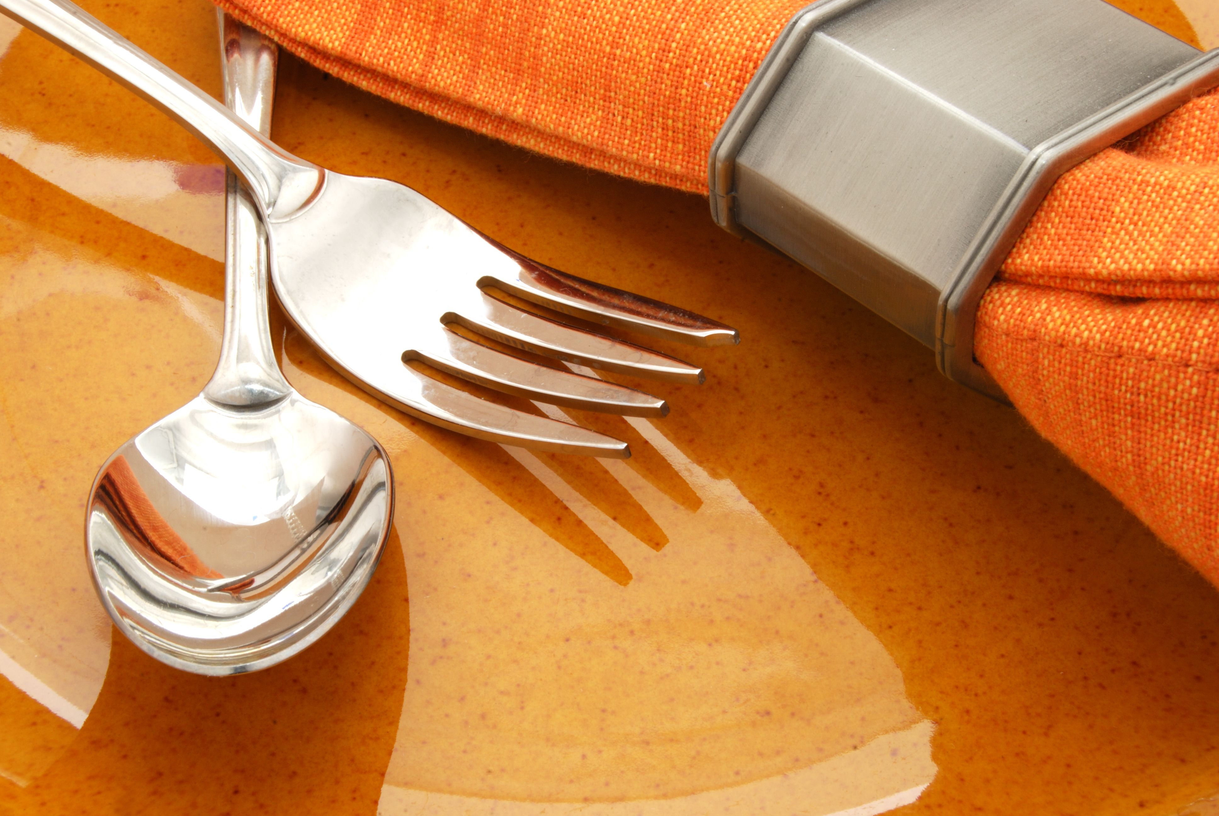 Restaurant Shutterstock 17937787